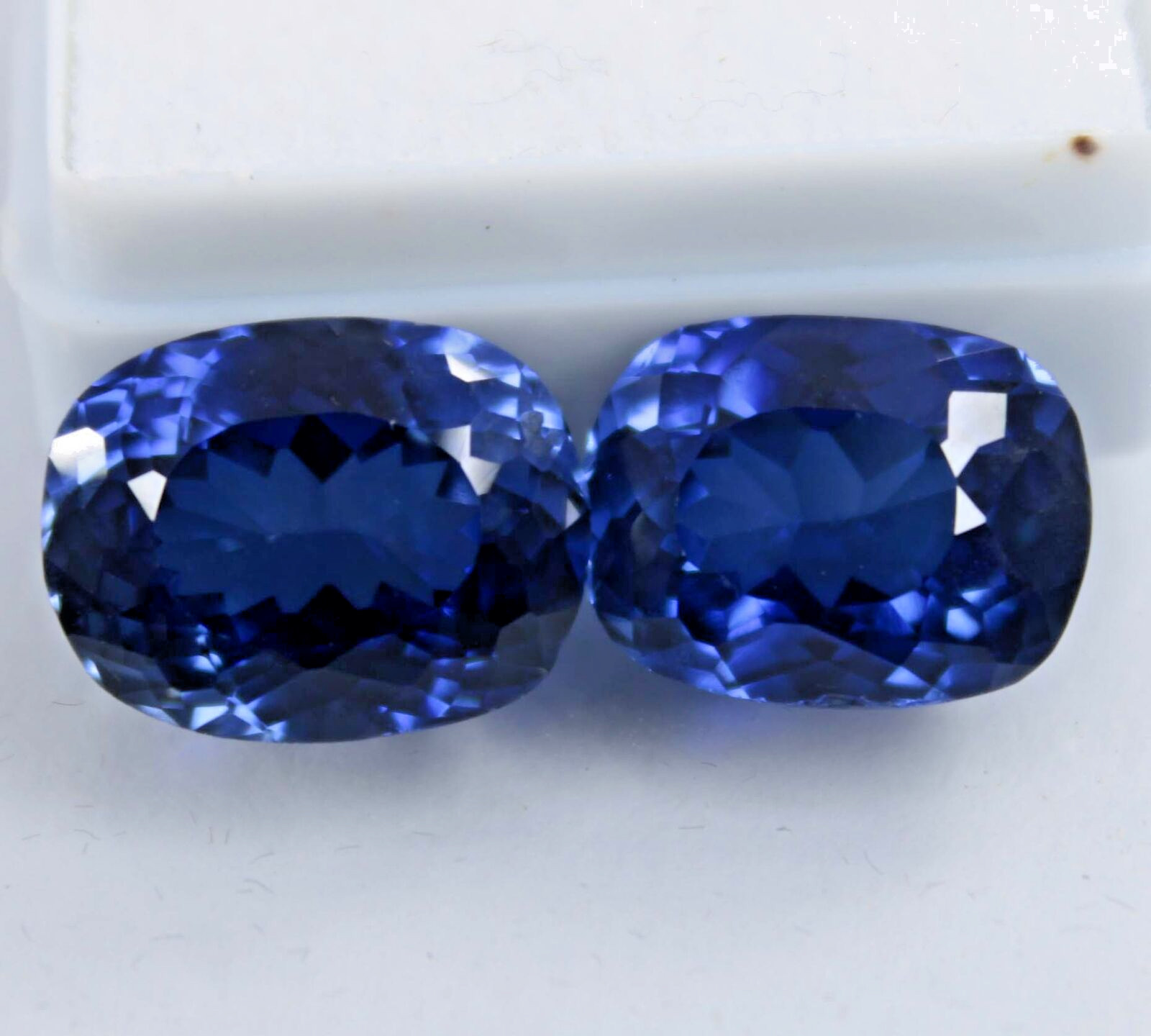 17.50 Ct Natural Kashmiri Blue Sapphire Cushion Certified Loose Gemstone Pair 17.50 Ct Natural Kashmiri Blue Sapphire Cushion Certified Loose Gemstone Pair