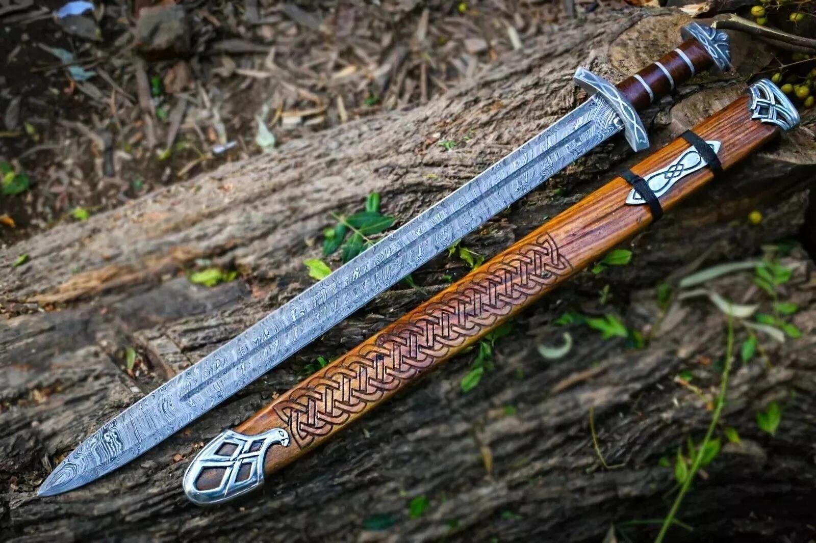 Hand Forged Damascus steel Viking Sword Sharp / Battle Ready Medieval Sword Hand Forged Damascus steel Viking Sword Sharp / Battle Ready Medieval Sword