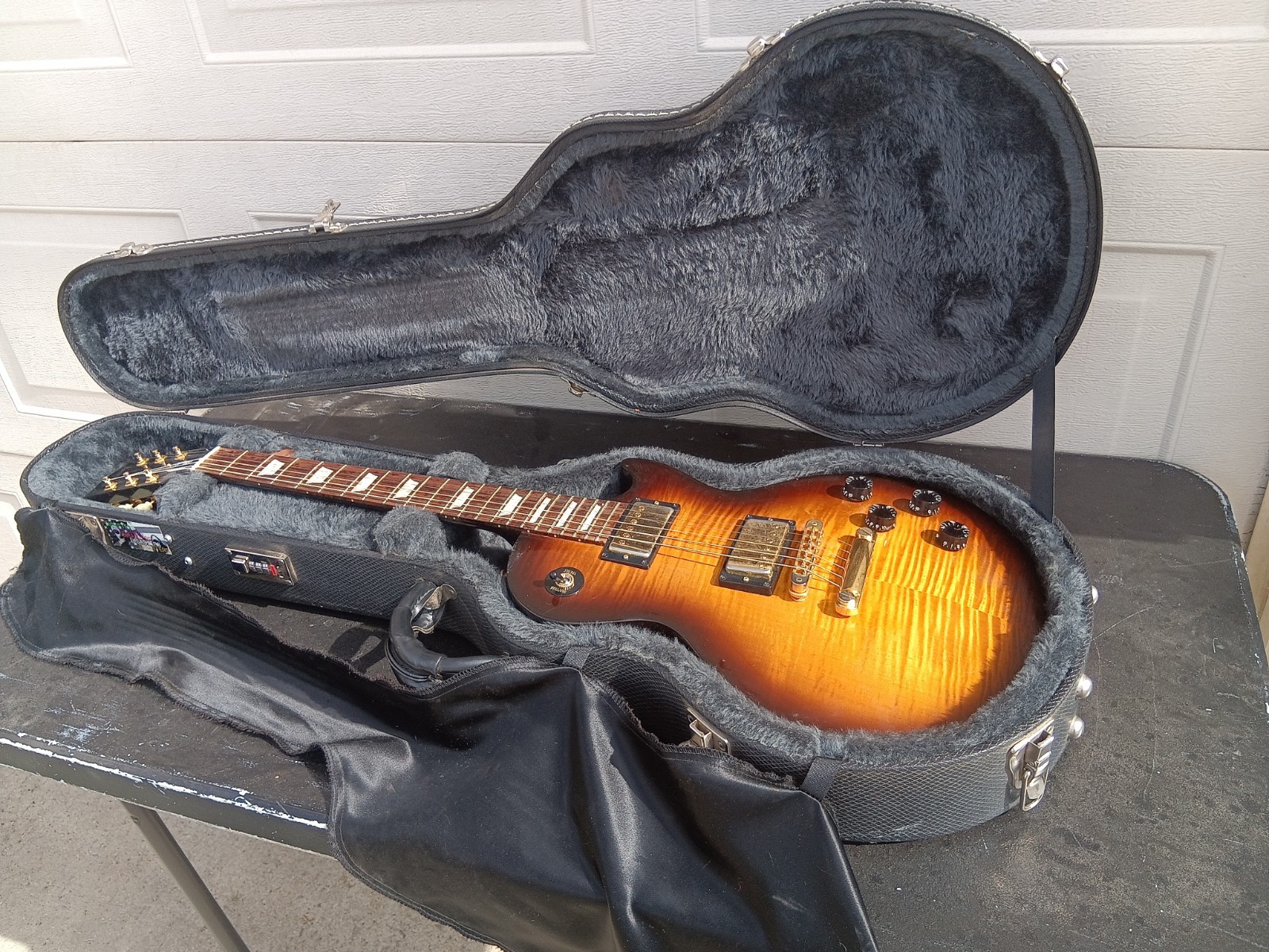 Gibson Les Paul Studio 2003 W/case and paperwork GIBSON guitars USA MADE Gibson Les Paul Studio 2003 W/case and paperwork GIBSON guitars USA MADE