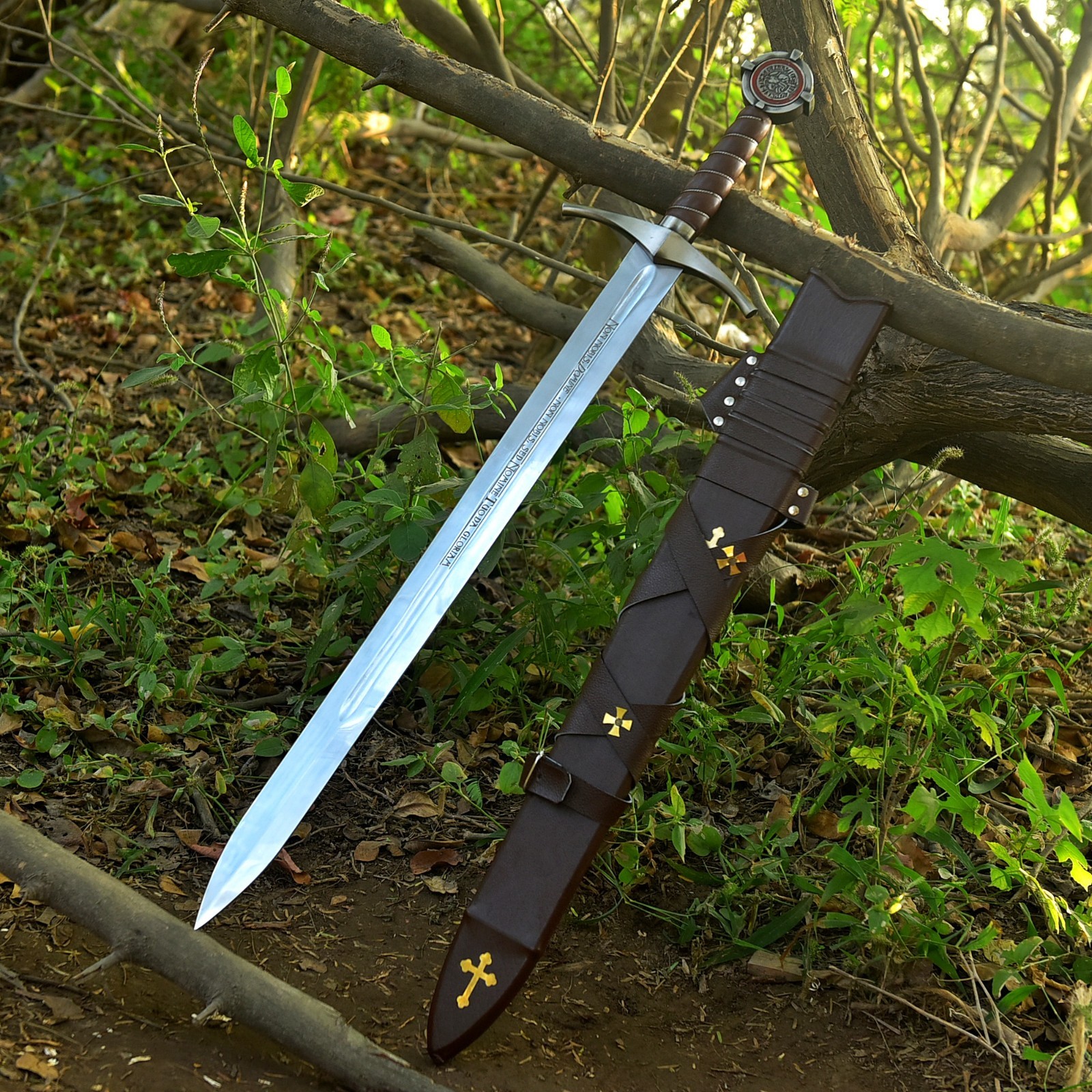 Hand Forged Templar Knight Battle Ready Sword, 1095 Steel, Brass Guard & Pommel Hand Forged Templar Knight Battle Ready Sword, 1095 Steel, Brass Guard & Pommel