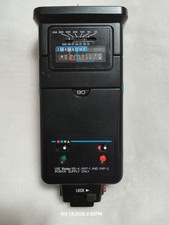 Vivitar Zoom Thyristor 2500 Shoe Mount Flash Vintage Camera Flash Unit. Tested picture