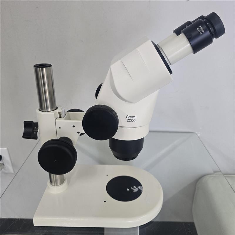 Zeiss Stemi 2000 Stereo Microscope    -35