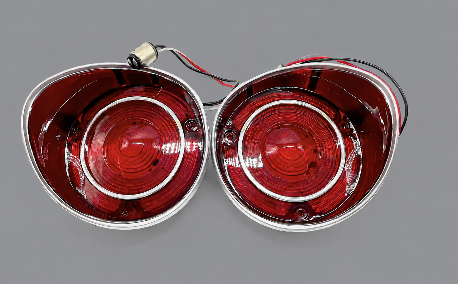 LED  -1971 Chevy Chevelle/Malibu LED Tail Light Pair