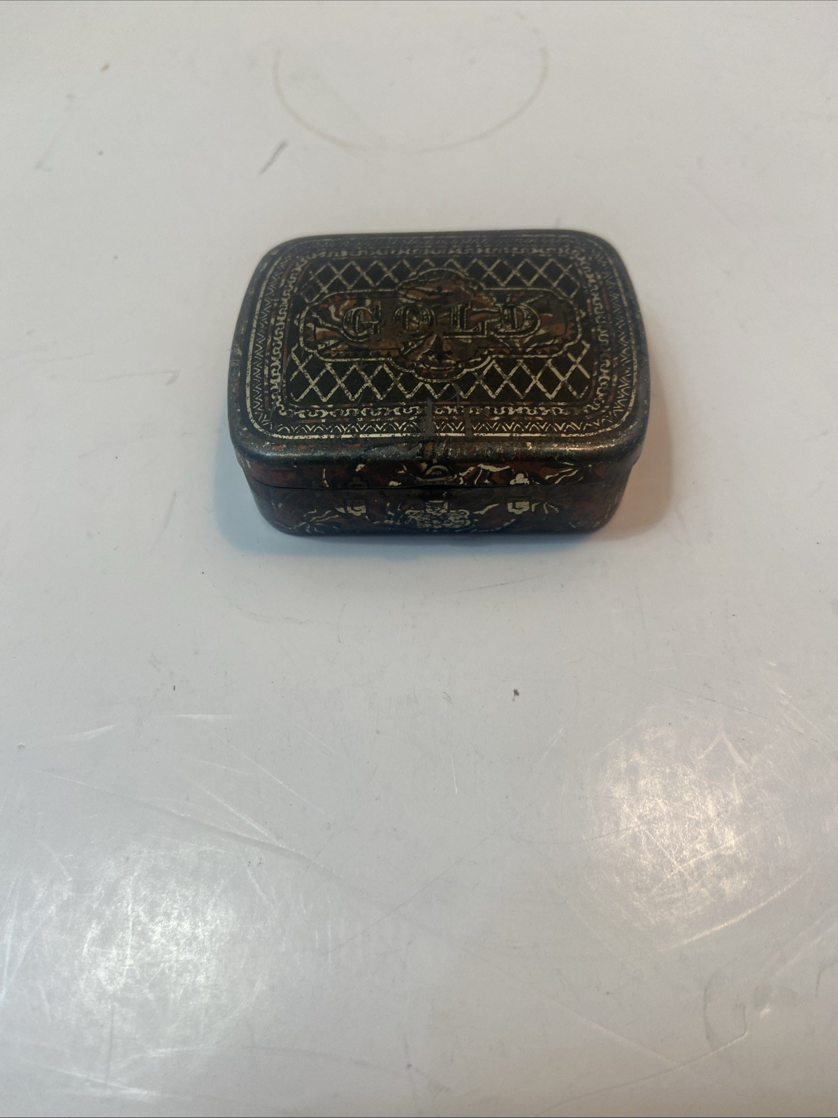 Vintage Metal Snuff Box Or Small Trinket/Pill Container Embossed With Name GOLD Vintage Metal Snuff Box Or Small Trinket/Pill Container Embossed With Name GOLD