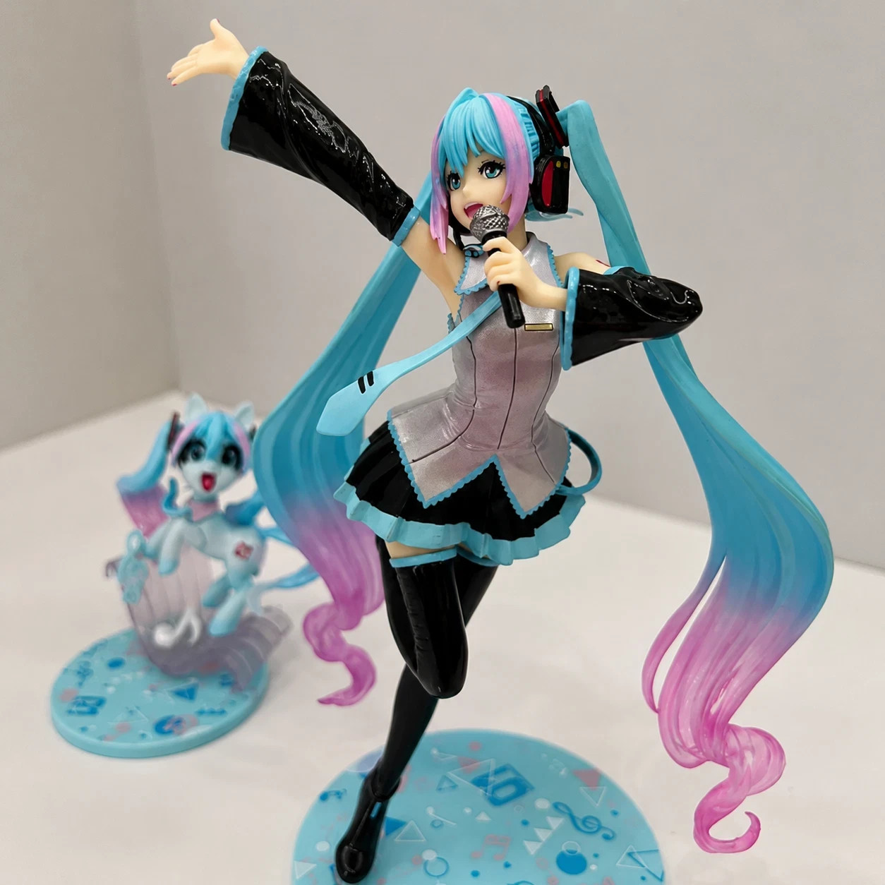 Hatsune Miku My Little Pony Bishoujo PVC Action Figure Collectible Toy Hatsune Miku My Little Pony Bishoujo PVC Action Figure Collectible Toy