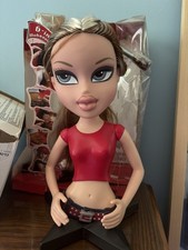 Used Bratz Rock Angelz Cloe Funky Fashion Makeover Styling Head 2005 Damaged Box picture