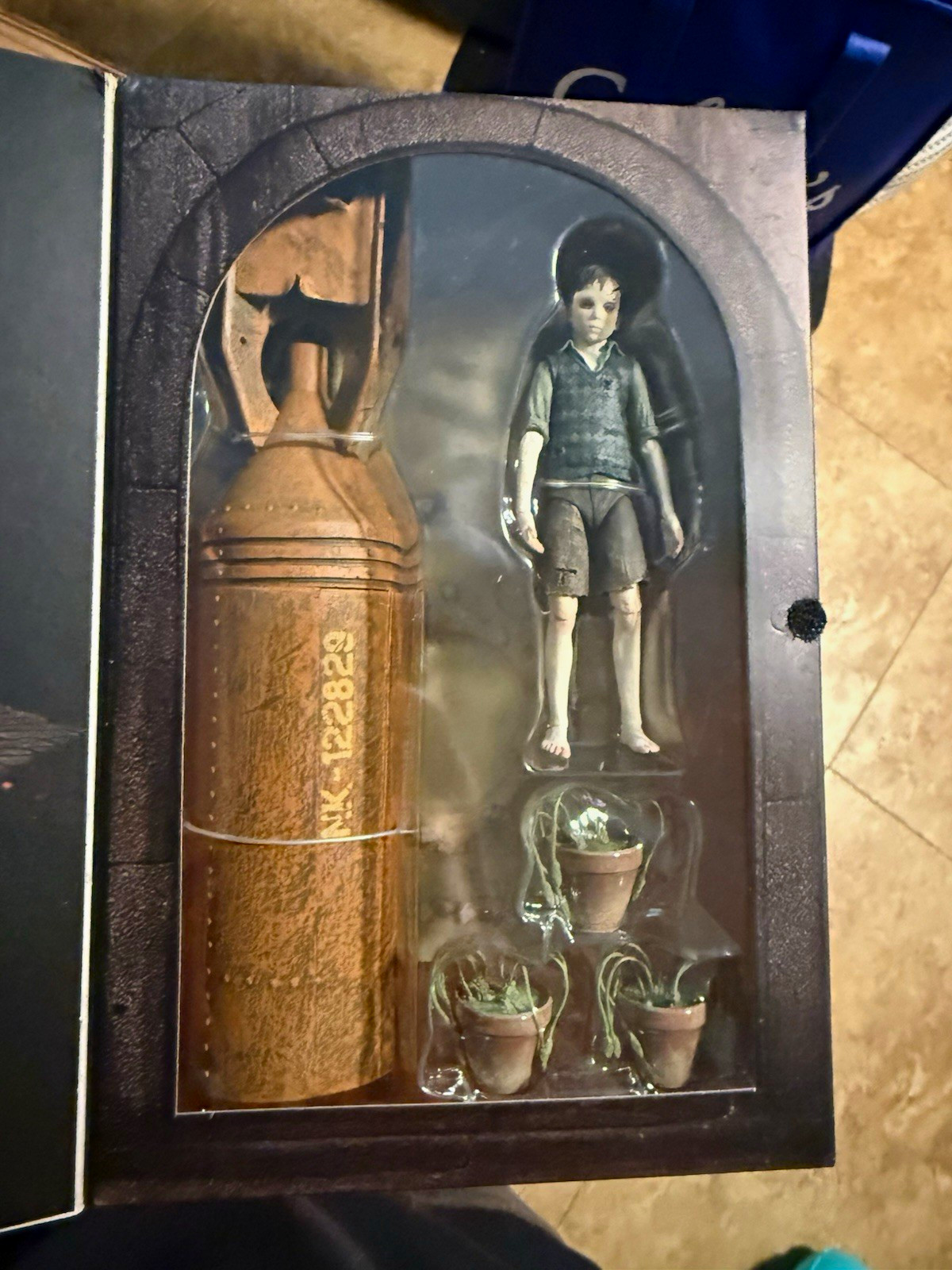 NECA Signature Collection Santi Action Figure w/Accessory Box 01