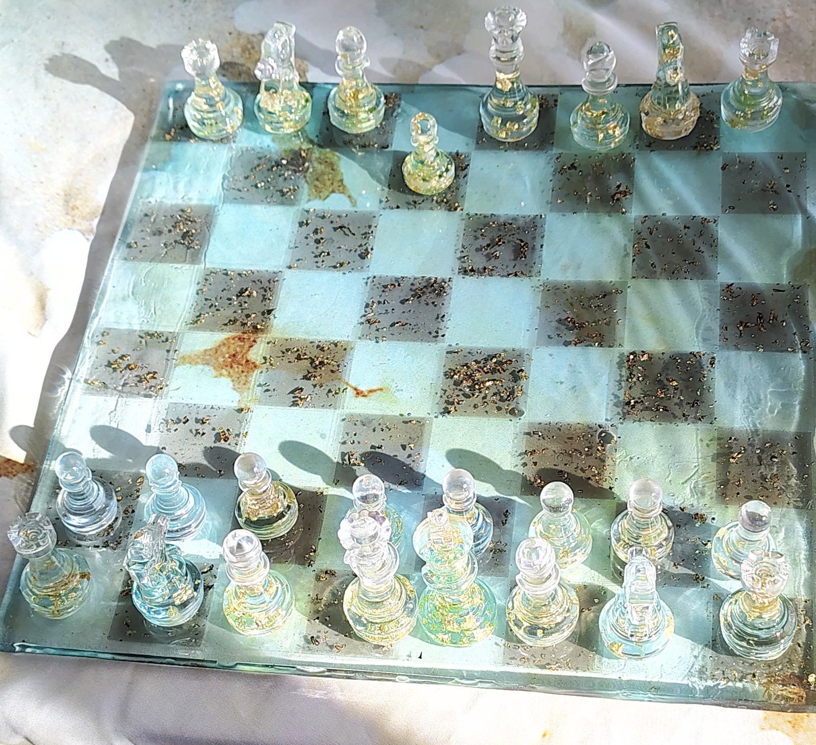 Custom Handcrafted Ocean Blue with Gold Flakes Decor Luxury Resin Chess Set Custom Handcrafted Ocean Blue with Gold Flakes Decor Luxury Resin Chess Set