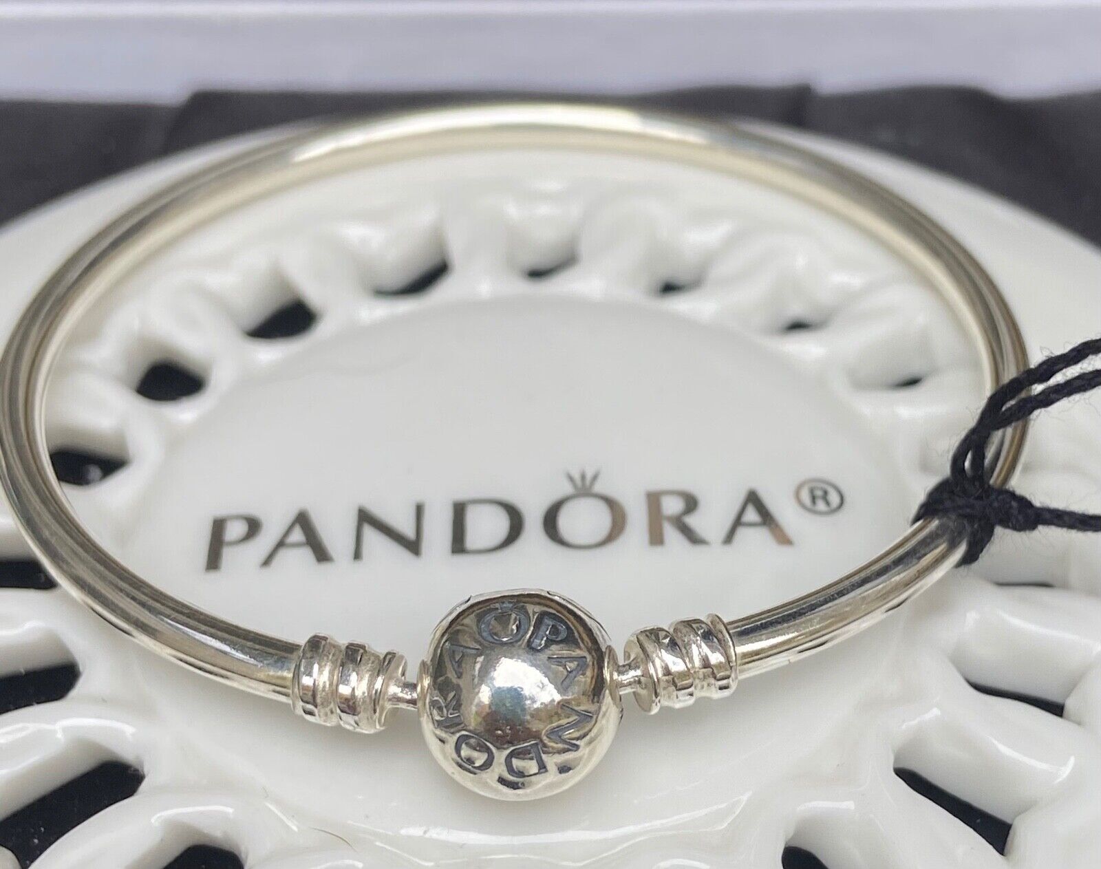 Authentic Pandora MOMENTS Bangle #590713 Authentic Pandora MOMENTS Bangle #590713