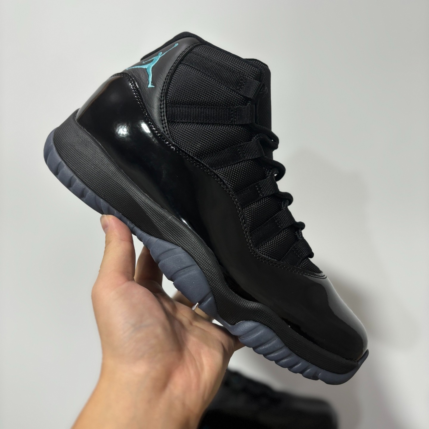 Nike Air Jordan 11 CT8012-047 Retro Gamma Blue Black Men's Sneakers Nike Air Jordan 11 CT8012-047 Retro Gamma Blue Black Men's Sneakers