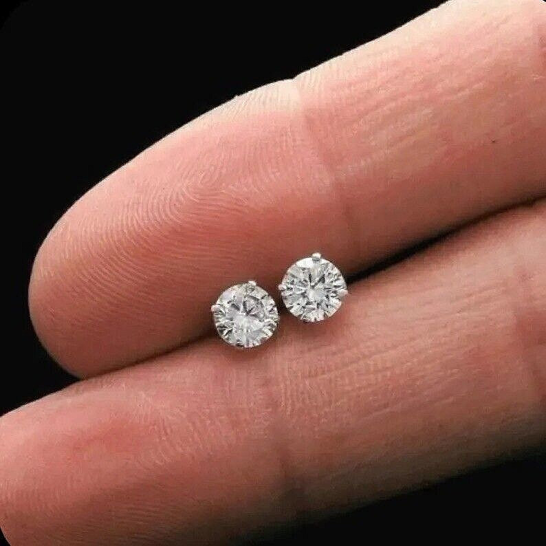2 Ct Round Cut VVS1/ D Lab Created Shiny Stud Earrings 14K White Gold 7mm Gift 2 Ct Round Cut VVS1/ D Lab Created Shiny Stud Earrings 14K White Gold 7mm Gift
