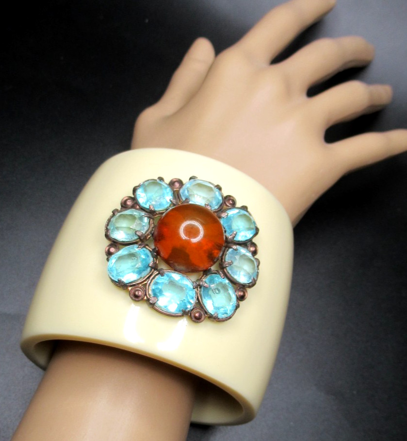 French Galalith Blue Rhinestone Apple Juice Bakelite Massive Vintage Bracelet