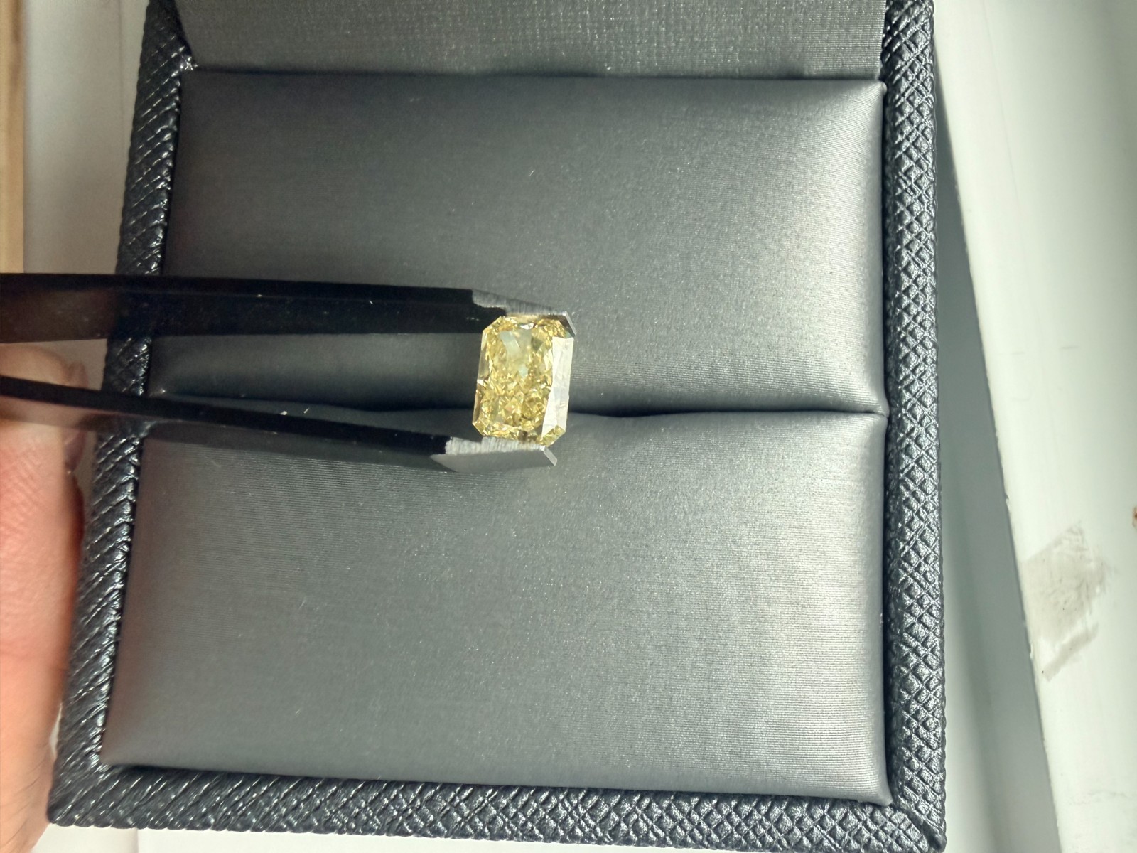 2.10 Ct Fancy Yellow VS1 Lab Grown Radiant Diamond IGI Certified Loose 2.10 Ct Fancy Yellow VS1 Lab Grown Radiant Diamond IGI Certified Loose