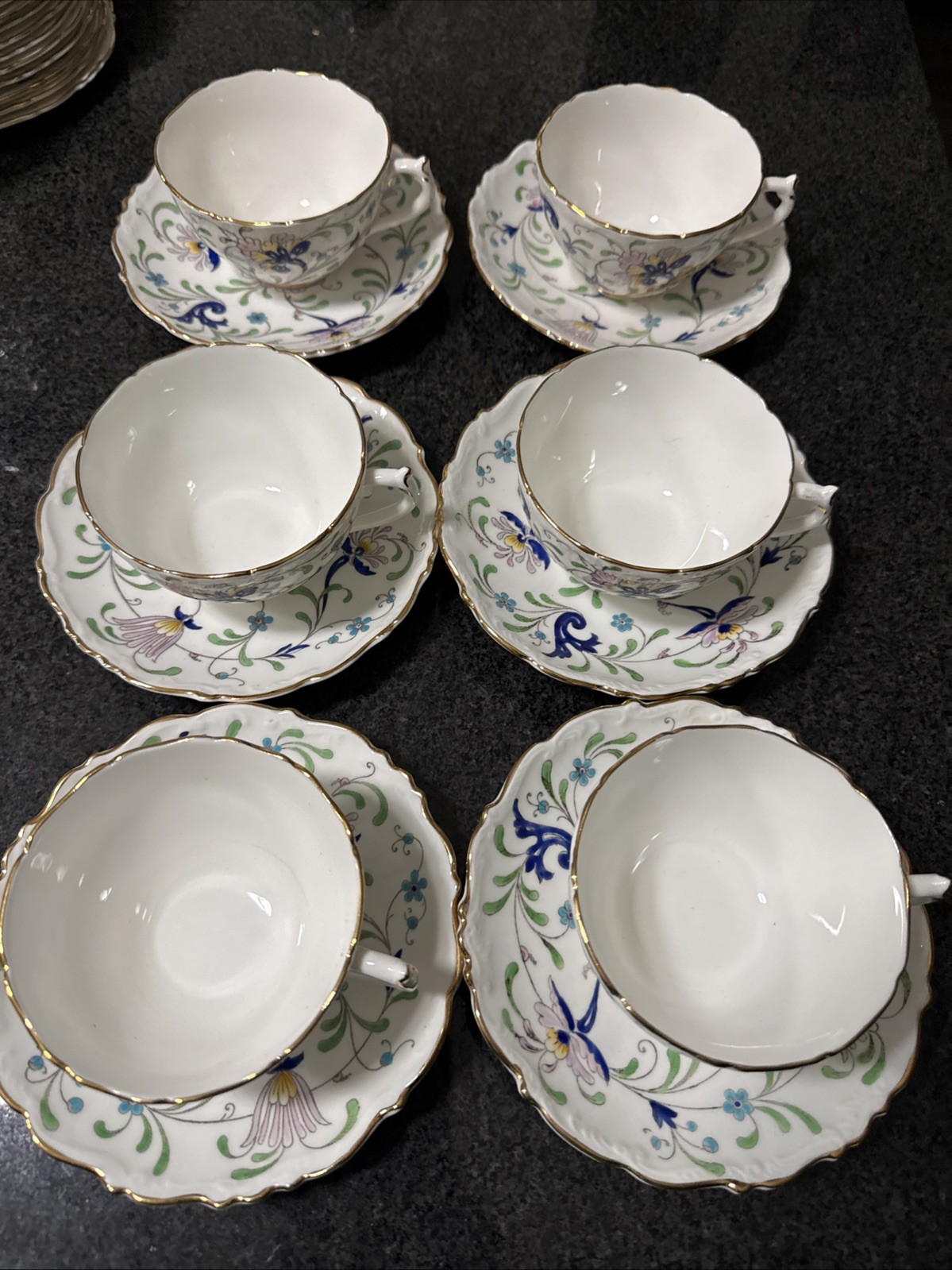 vintage Coalport Bone China cup & saucer #9595 FANFARE England Lot Of 8