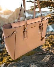 Michael Kors Voyager Large Leather Handbag Purse Shoulder Tote Bag Powder Blush picture