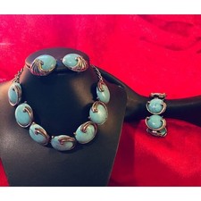 Chunky Turquoise Southwestern inspired Necklace Bracelet Earrings Set Statement picture