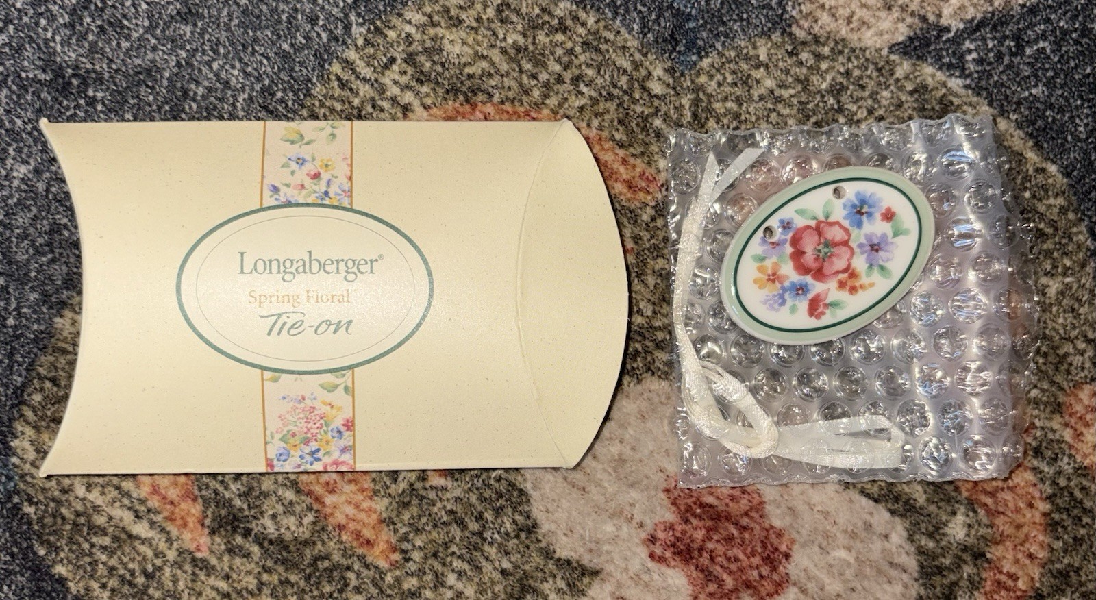 NIB Longaberger Tie-On "Spring Floral" Basket Decor Flowers Colorful NIB Longaberger Tie-On "Spring Floral" Basket Decor Flowers Colorful