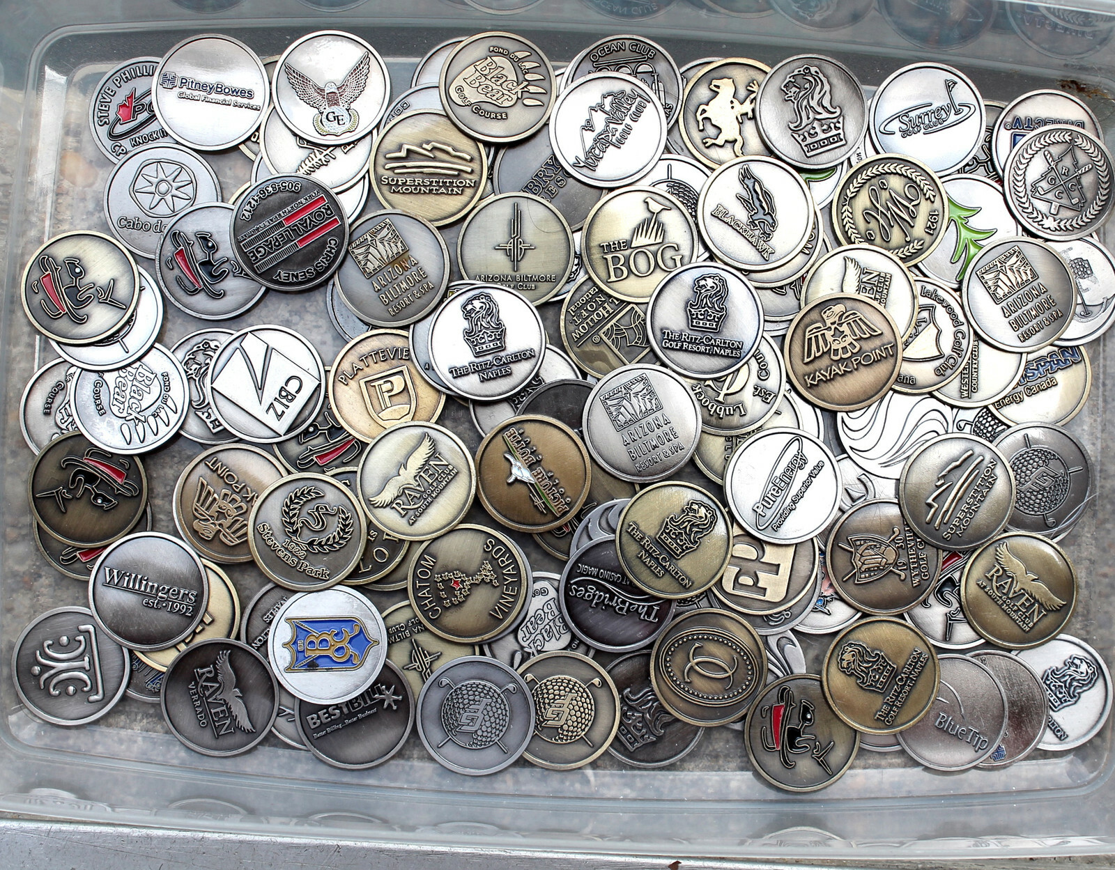 SALE BATCH 10 LOGO GOLF BALL MAGNETIC COIN MARKERS COLLECTION BRASS SILVER SALE BATCH 10 LOGO GOLF BALL MAGNETIC COIN MARKERS COLLECTION BRASS SILVER