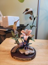 Masterpiece Pocelain Endangered Species Hummingbird Rhapsody on wood base picture