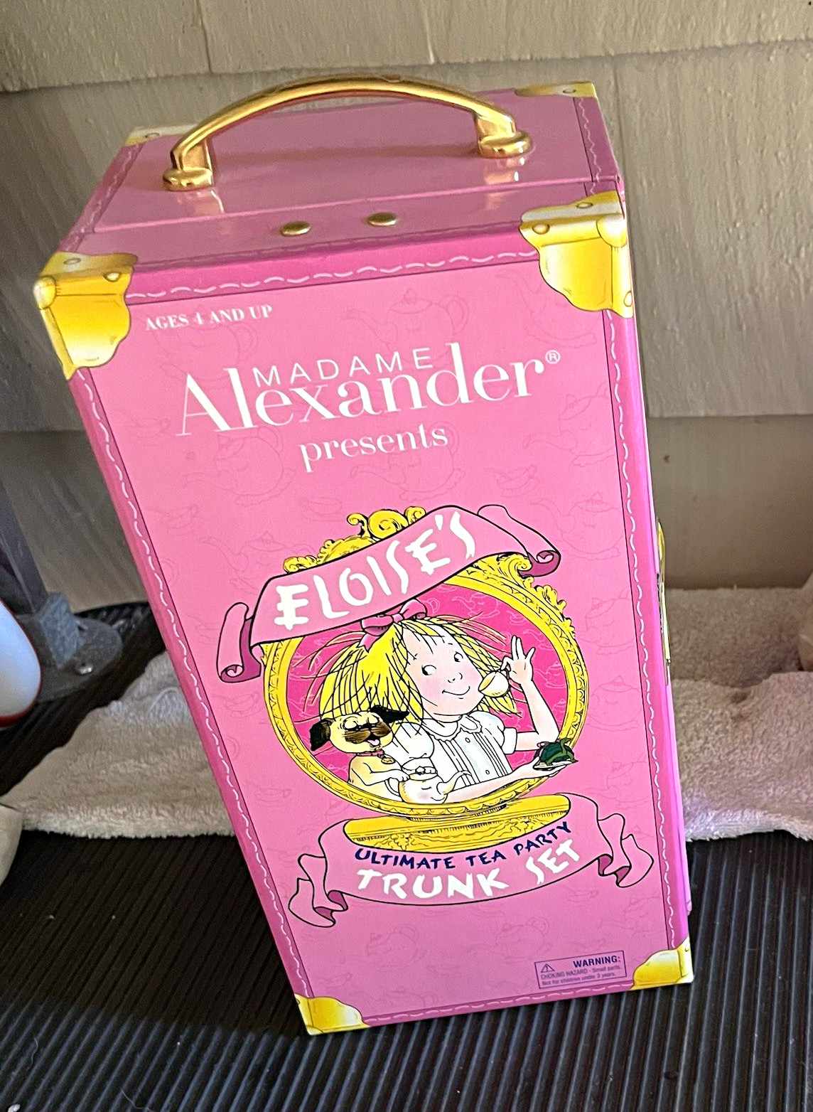 Madame Alexander Eloise 8in Soft Body Play Doll Tea Party Trunk & Accessories