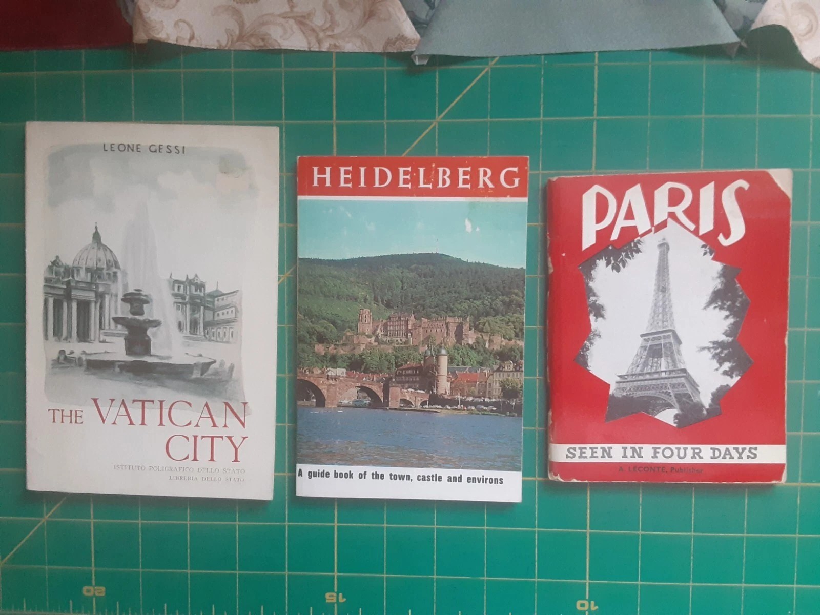 Lot Of 3 Europe Guides Paris France, Heidelberg Germany, The Vatican City Italy Lot Of 3 Europe Guides Paris France, Heidelberg Germany, The Vatican City Italy