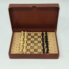 VINTAGE K&C LONDON MINI POCKET TRAVEL PEG CHESS SET IN BOX picture