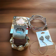 Ashly's Accessories Crystal Collection 3pc Mixed Lot Bracelet & Crystal Earrings picture