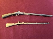 Set Of 2 Metal Replica Guns picture