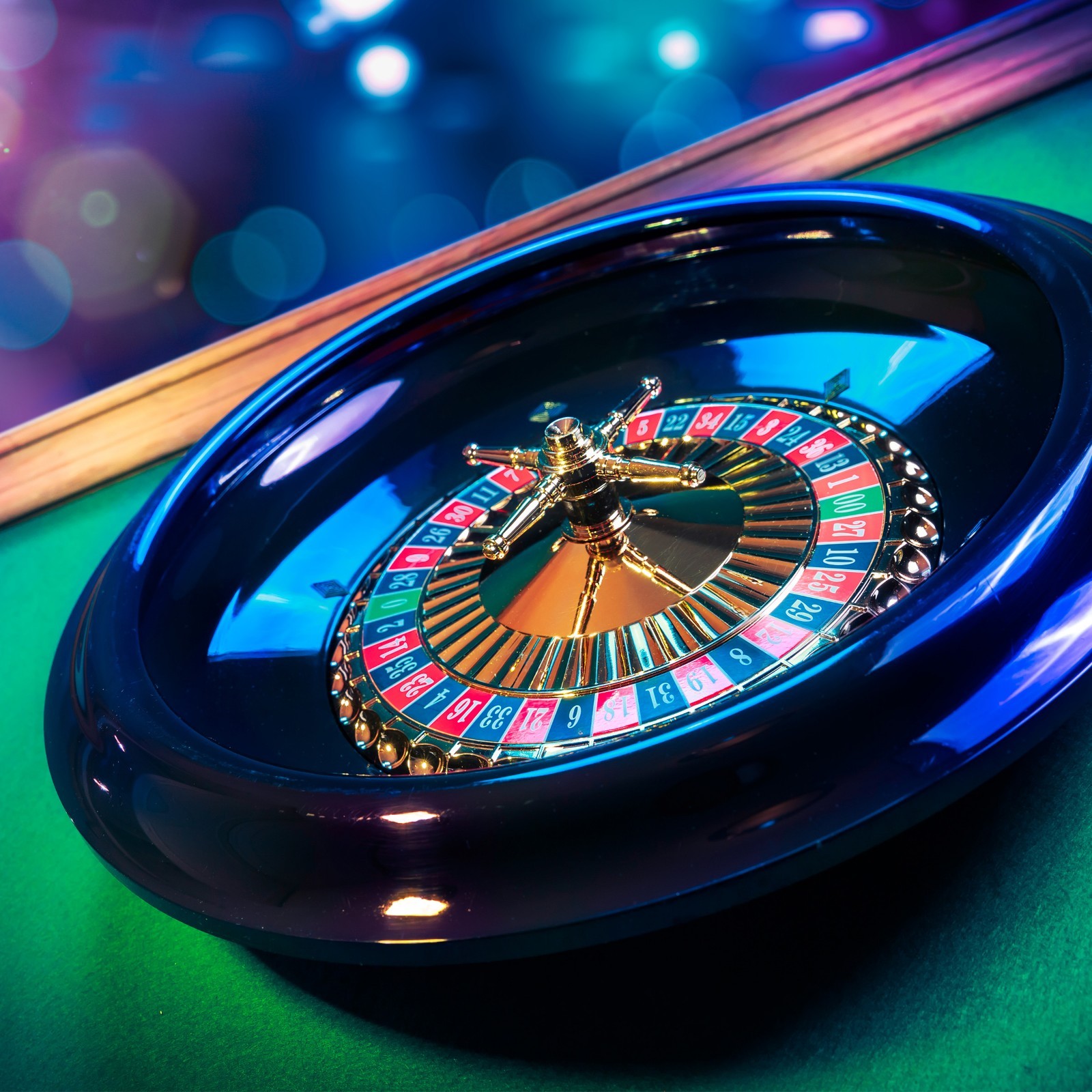 Casino Style 16 inch Roulette Wheel Gambling Gaming Set Large Size Felt FULL SET Casino Style 16 inch Roulette Wheel Gambling Gaming Set Large Size Felt FULL SET