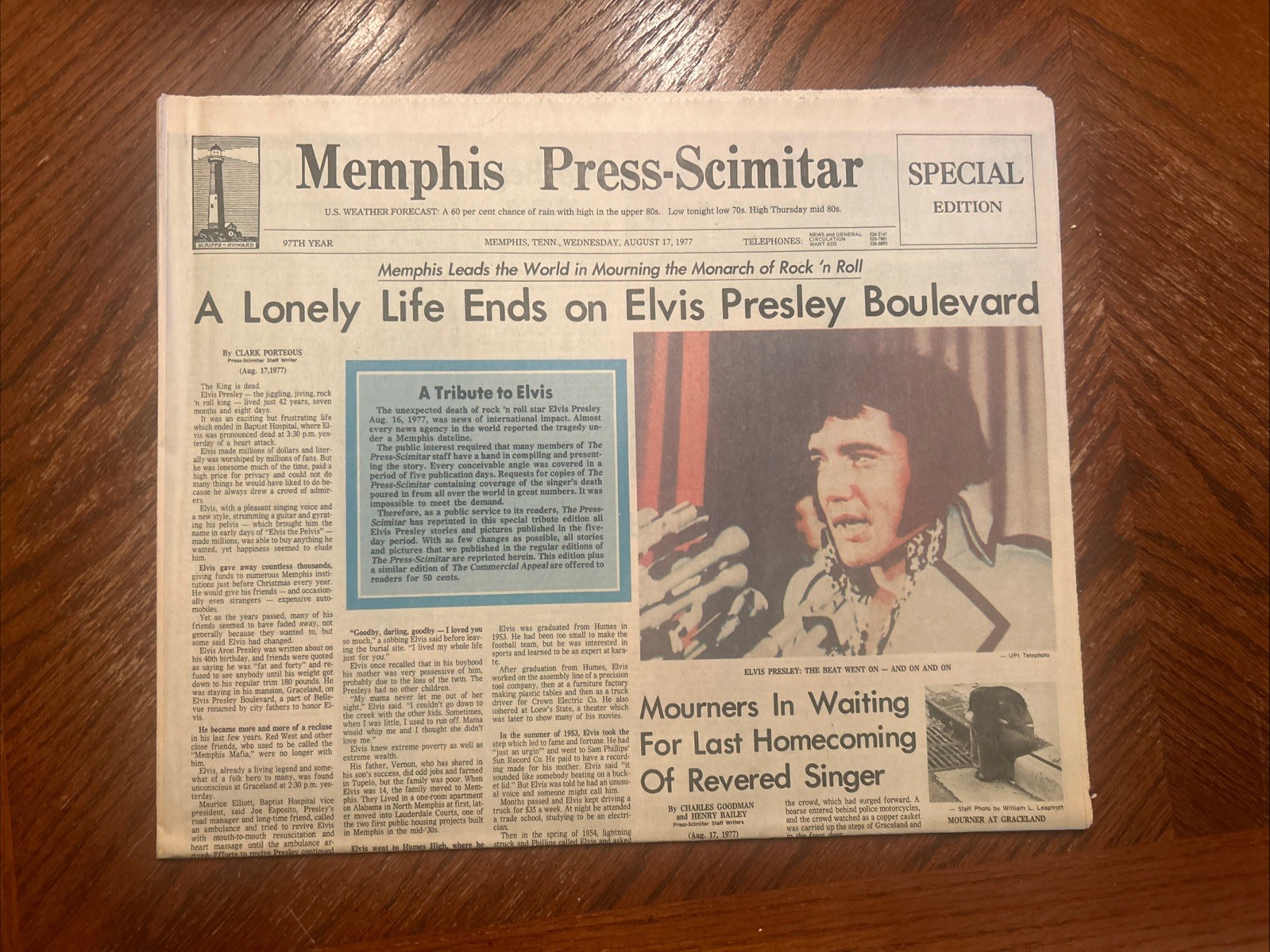 Elvis Presley Death- Memphis Press Scimitar Newspaper Special Ed Aug 17, 1977 Elvis Presley Death- Memphis Press Scimitar Newspaper Special Ed Aug 17, 1977