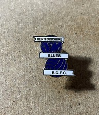 BIRMINGHAM CITY HERTFORDSHIRE BLUES ENAMEL FOOTBALL BADGE picture
