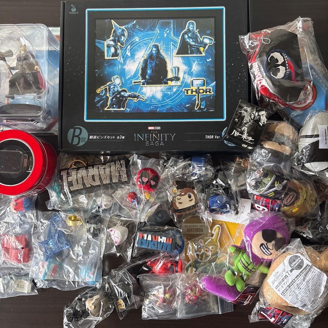 Marvel Character Goods Set Mixed Marvel and Other Characters Collectibles