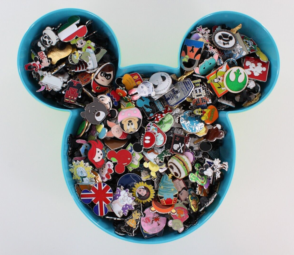 Disney Pins Lot You Pick Size From 1-500 Up to 500 pieces with NO DOUBLES Disney Pins Lot You Pick Size From 1-500 Up to 500 pieces with NO DOUBLES