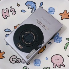 Canon Powershot SD1000/IXUS 70 Digital Camera 7.1MP 3x Optical Zoom Silver&Black picture