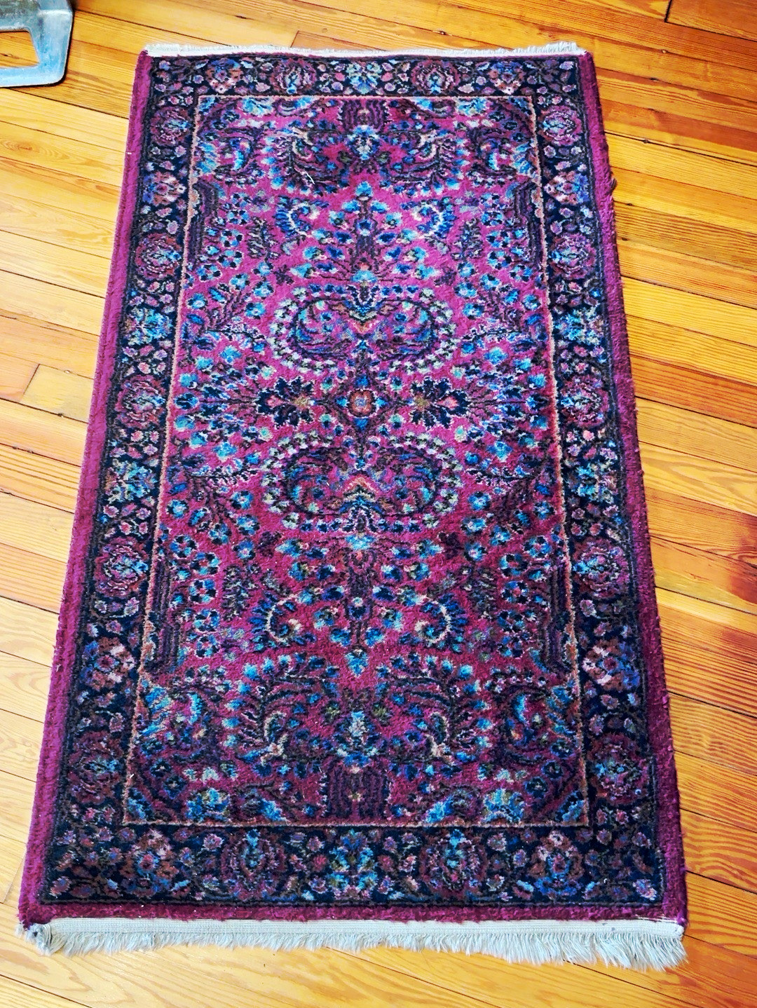 Vintage Karastan Sarouk 703 Wool Rug 3x5 Red Persian Style USA Made 4 identical Vintage Karastan Sarouk 703 Wool Rug 3x5 Red Persian Style USA Made 4 identical