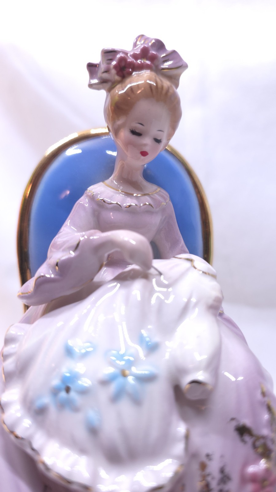 Vtg Josef Originals "Doing Her Needlepoint" Sewing Figurine Planter 1960’s Rare