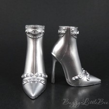 Yasmin Charmz Silver Chrome Dress Up Heels Shoes Fits Peg Leg Style Bratz Dolls picture