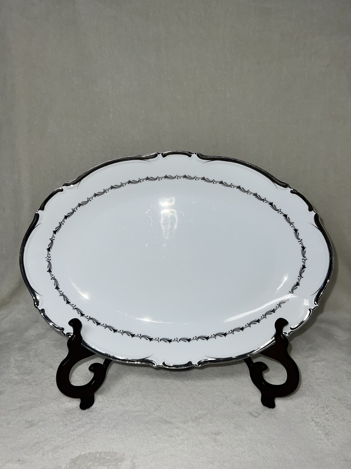 Vintage Fine China Dining Set Marquis collection by Seyei Vintage Fine China Dining Set Marquis collection by Seyei