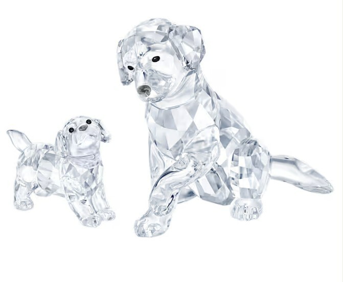 Swarovski Peaceful Countryside Labrador Family Mother with baby Puppy #5705330 Swarovski Peaceful Countryside Labrador Family Mother with baby Puppy #5705330