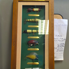 Vintage Freshwater Fishing Lures Lot w/6 Display Case Included (Original) picture