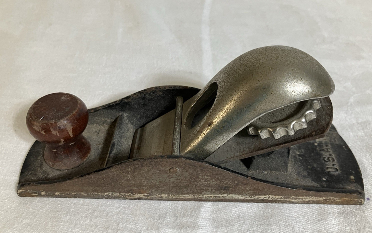 Antique Wood Carpenter Plane Made in USA 7 " Rustic Smooth Bottom Decor Antique Wood Carpenter Plane Made in USA 7 " Rustic Smooth Bottom Decor