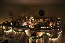 Lionel Train System Layout picture