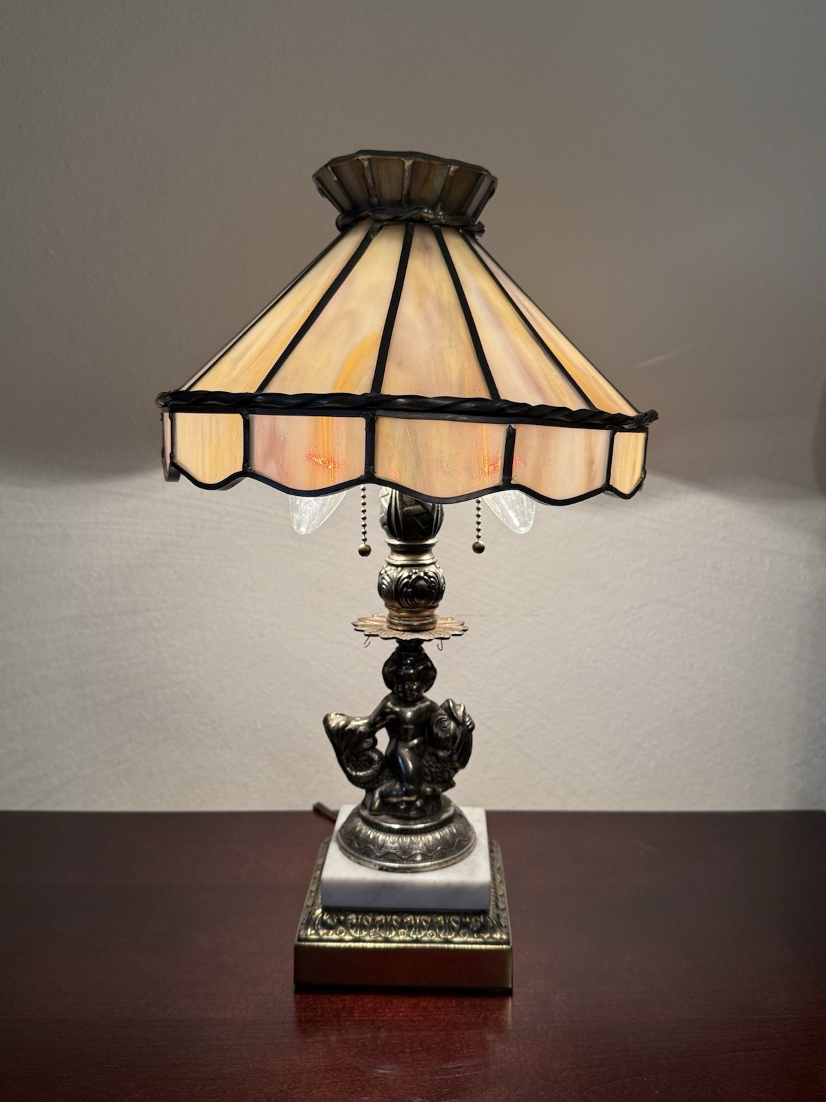 Vintage Hollywood Regency Stained Glass Cherub Lamp Vintage Hollywood Regency Stained Glass Cherub Lamp