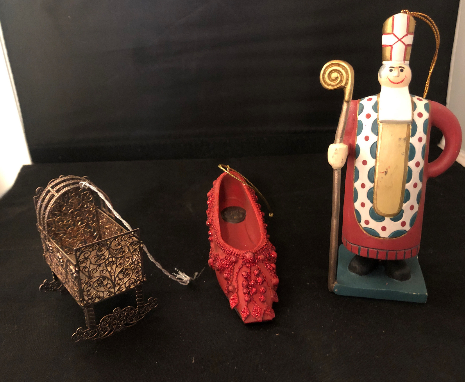 3 Metropolitan Museum of Art MMA Christmas Ornaments Shoe, Bassinet, Bishop 3 Metropolitan Museum of Art MMA Christmas Ornaments Shoe, Bassinet, Bishop