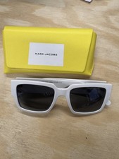 Marc Jacobs Women’s Sunglasses New With Case picture