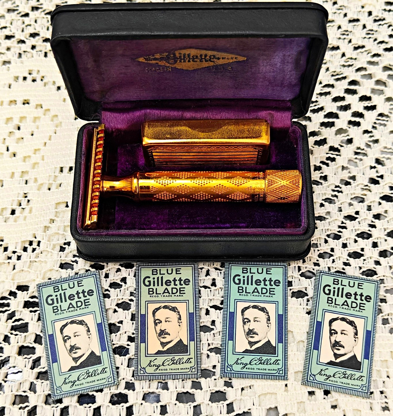 Rare 1930-31 Vintage Gillette "The NEW" De Luxe Criterion Safety Razor w/ Case Rare 1930-31 Vintage Gillette "The NEW" De Luxe Criterion Safety Razor w/ Case