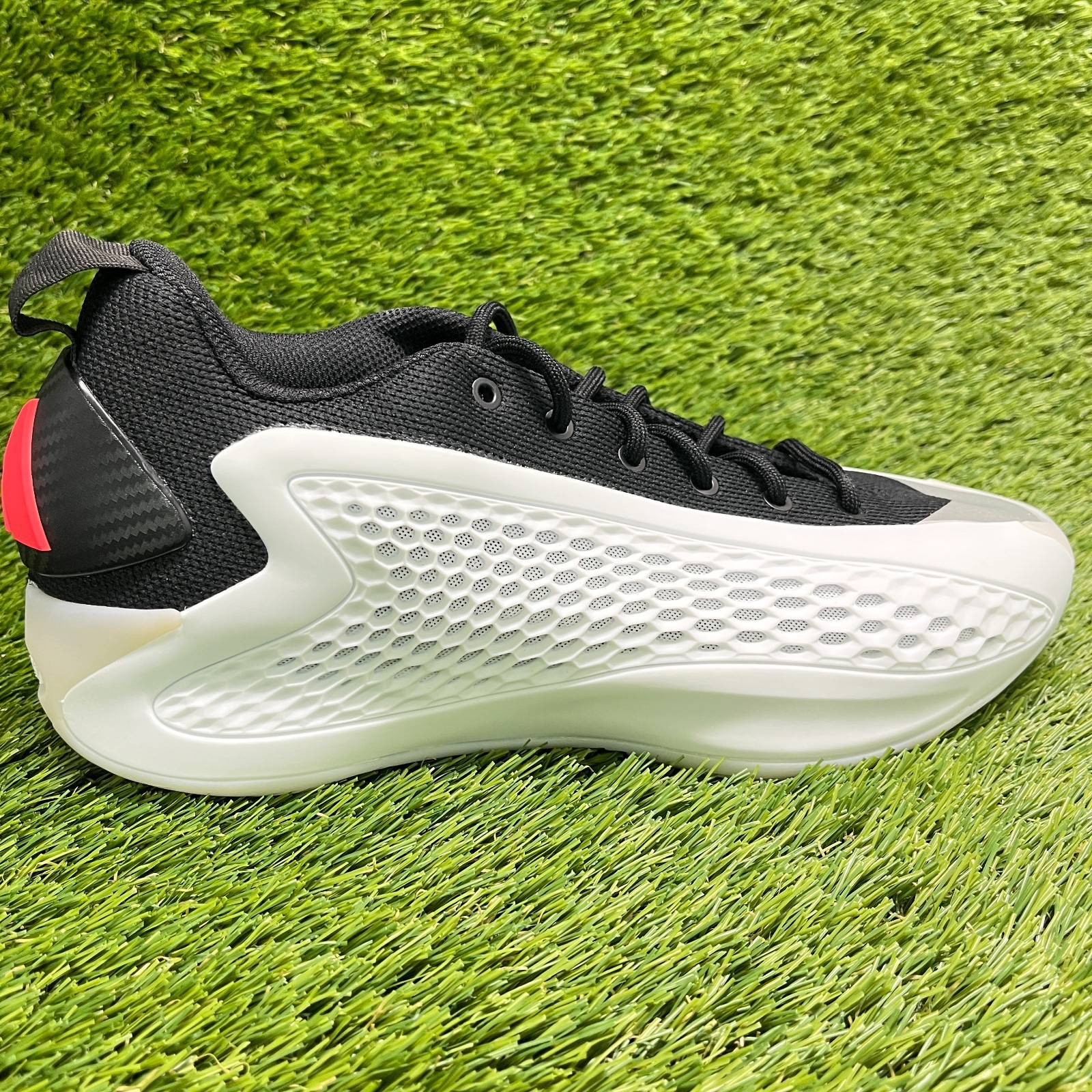 Adidas AE 1 Low Best of adi 2.0 Mens Size 9.5 White Basketball Shoes Sneakers Adidas AE 1 Low Best of adi 2.0 Mens Size 9.5 White Basketball Shoes Sneakers