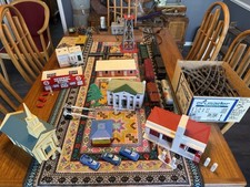 Vintage 1952 American Flyer S Train Set . K325 Engine with Town picture