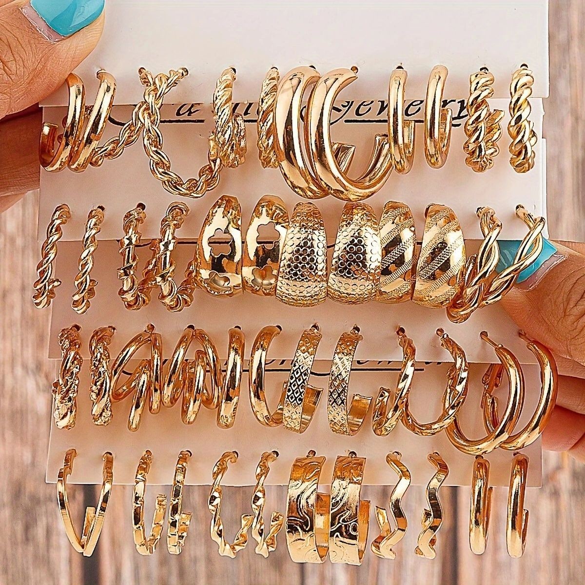 24 Pairs Golden Earrings Set Fashion C-shaped Alloy Earrings for Women's Jewelry 24 Pairs Golden Earrings Set Fashion C-shaped Alloy Earrings for Women's Jewelry