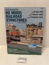 Kitbashing Model Railroad Structures by Art Curren (1988, Trade Paperback) picture